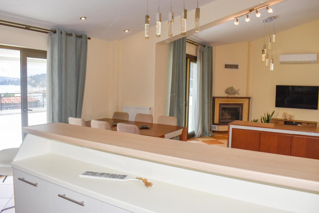 Апартаменты Zoe'S Flat Megali Ammos Скиатос Экстерьер фото