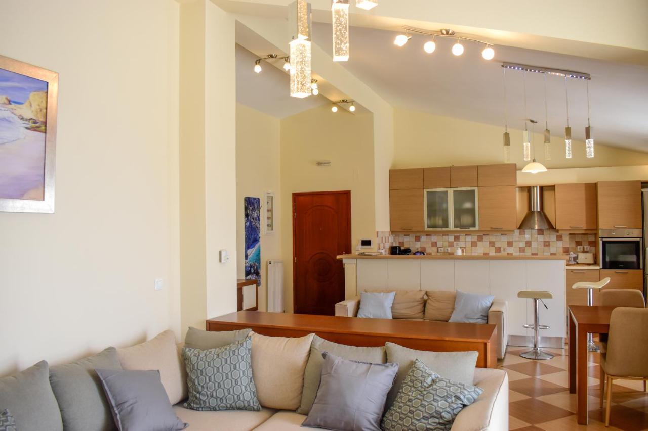 Апартаменты Zoe'S Flat Megali Ammos Скиатос Экстерьер фото