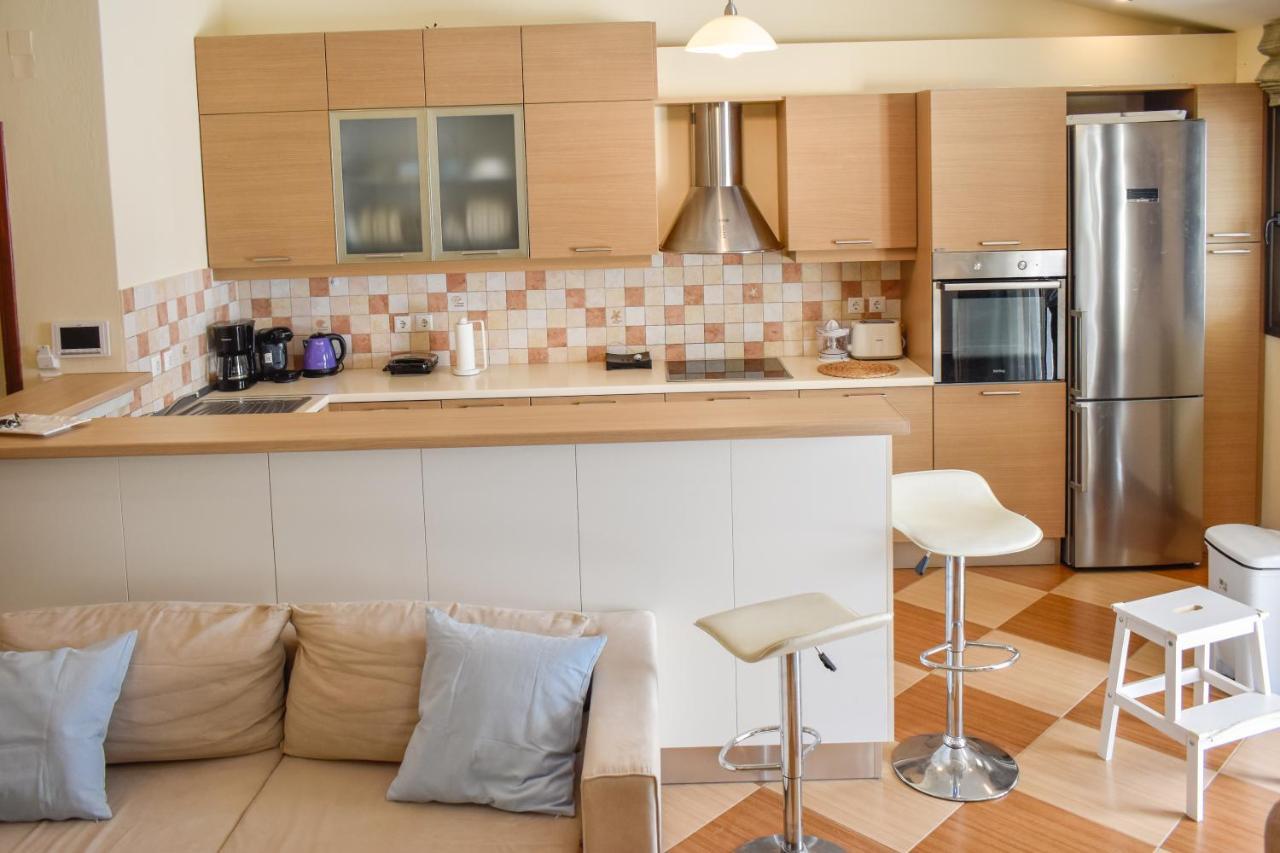 Апартаменты Zoe'S Flat Megali Ammos Скиатос Экстерьер фото